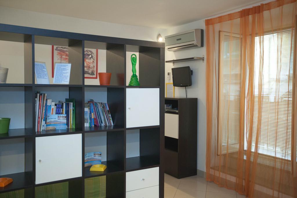נאפולי Serra Casa Vacanza A Piazza Del Plebiscito מראה חיצוני תמונה